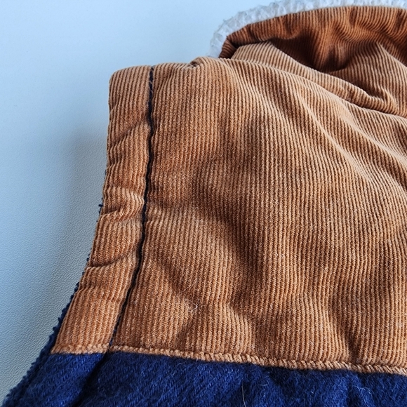 Old Navy Soft Curderoy Puffer Vest Baby Boys Full Zip Blue Brown Sz 6- 12 Mos - Picture 9 of 9
